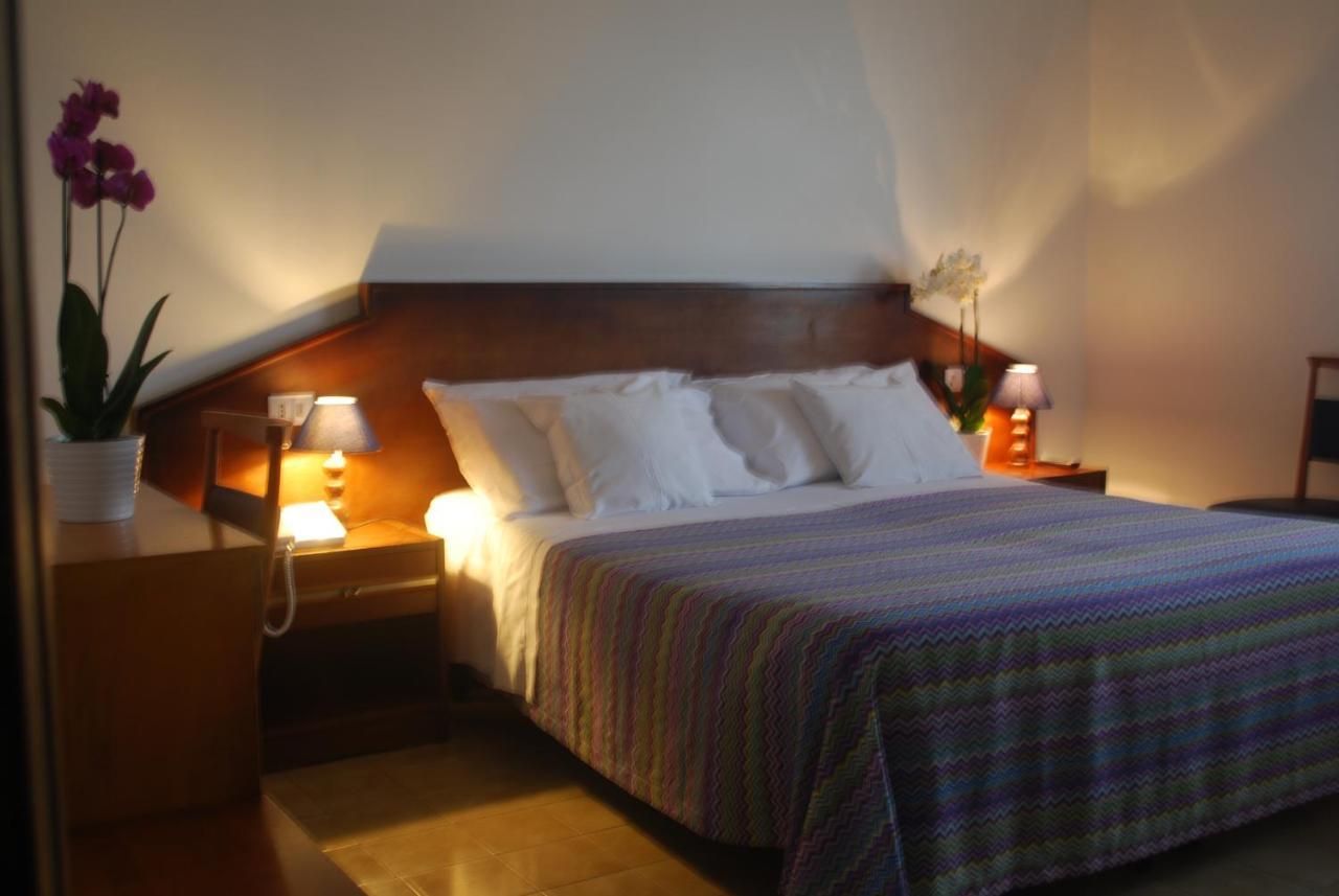 Albergo Smeraldo Castelnuovo Magra Dış mekan fotoğraf
