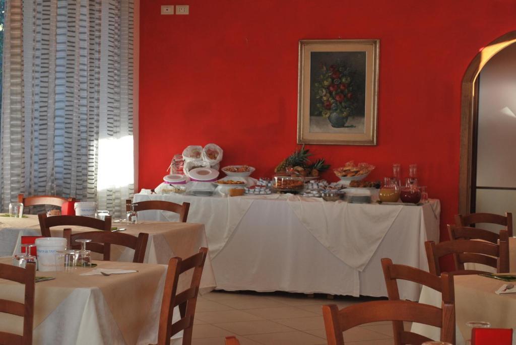 Albergo Smeraldo Castelnuovo Magra Dış mekan fotoğraf