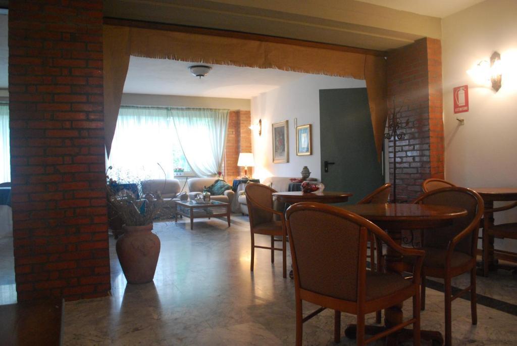 Albergo Smeraldo Castelnuovo Magra Dış mekan fotoğraf